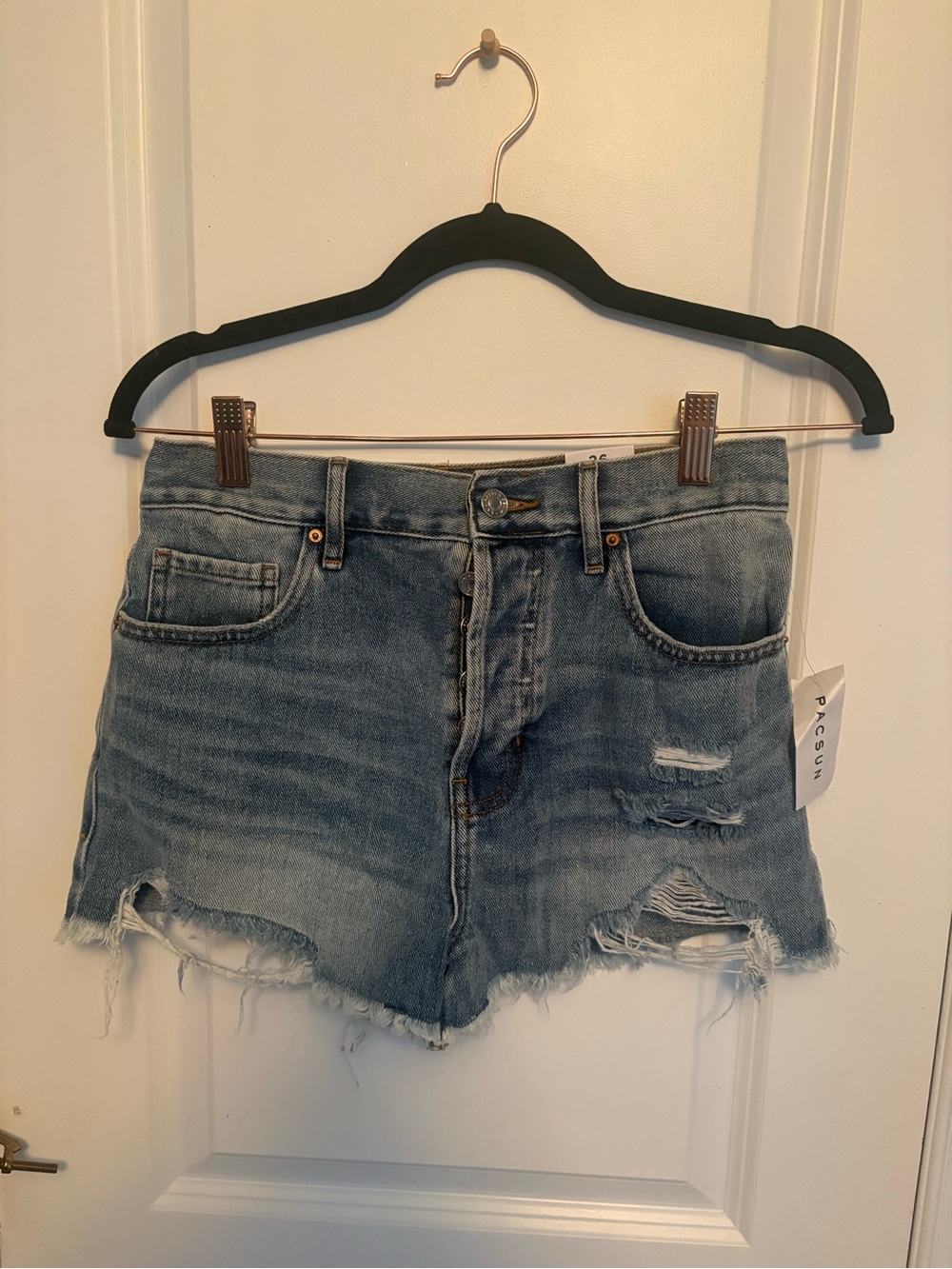 PacSun High-Rise Distressed Denim Shorts brand new